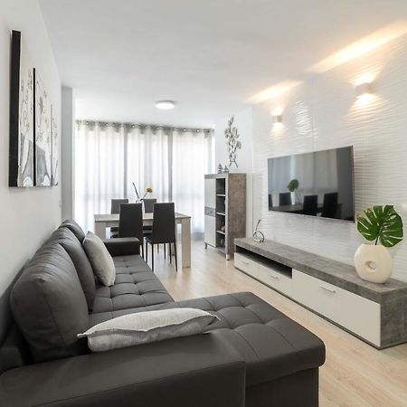 Apartamento Benalmadena Puerto Marina Apartment ภายนอก รูปภาพ