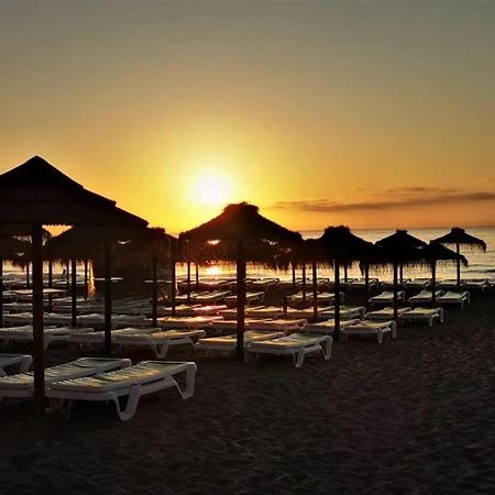 Apartamento Benalmadena Puerto Marina Apartment ภายนอก รูปภาพ