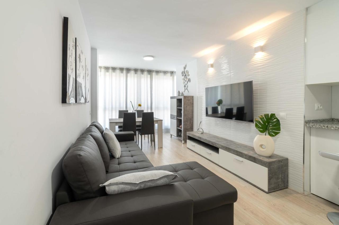 Apartamento Benalmadena Puerto Marina Apartment ภายนอก รูปภาพ