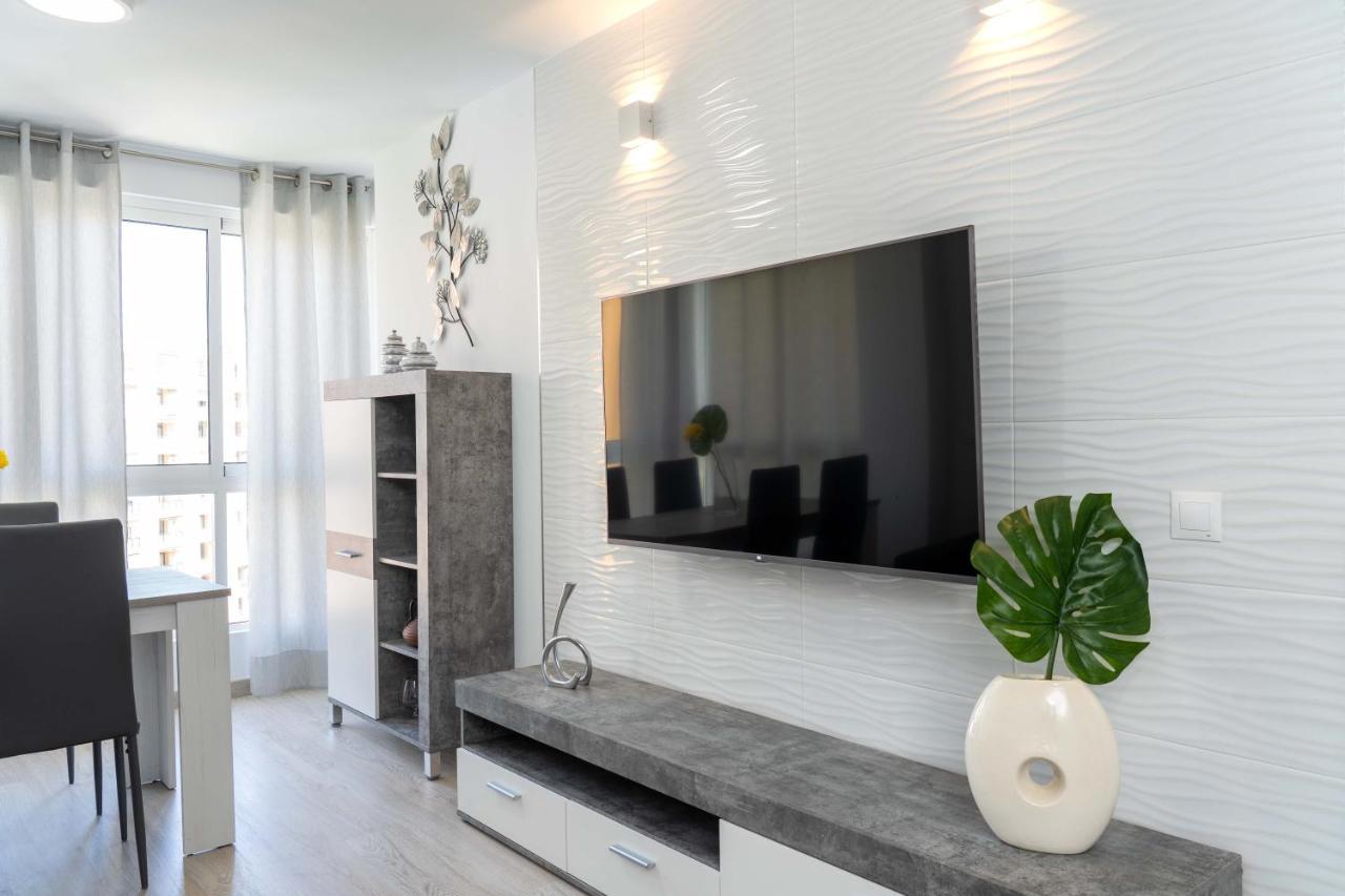 Apartamento Benalmadena Puerto Marina Apartment ภายนอก รูปภาพ