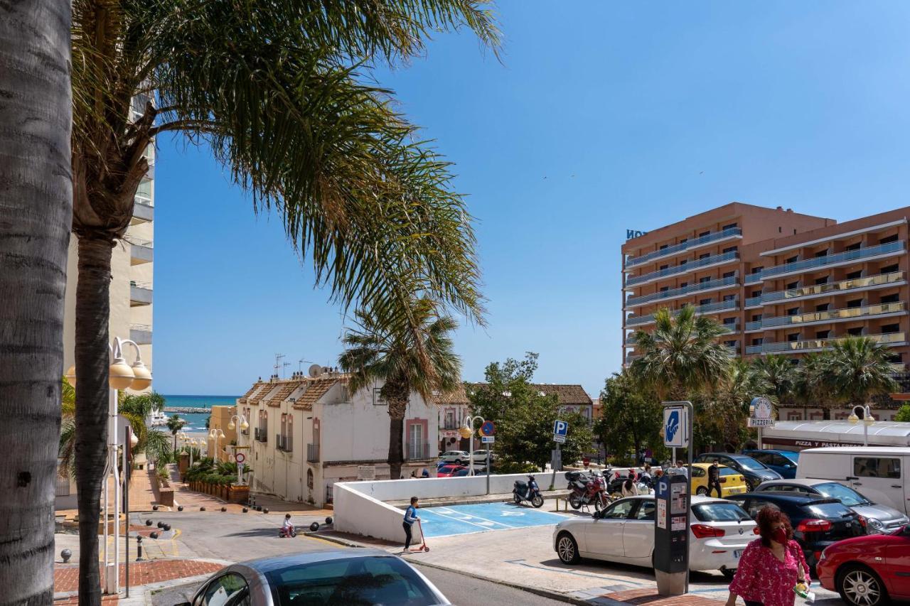 Apartamento Benalmadena Puerto Marina Apartment ภายนอก รูปภาพ