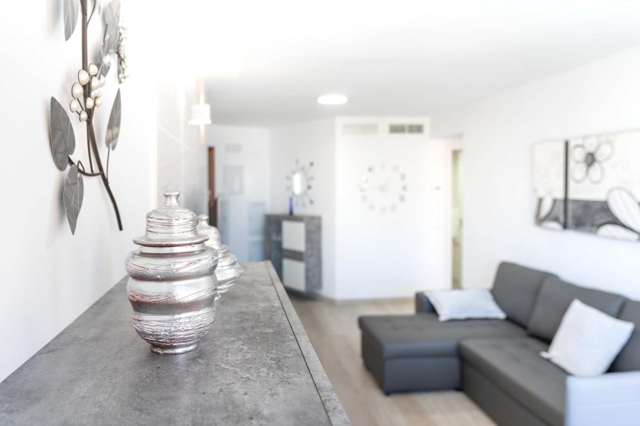 Apartamento Benalmadena Puerto Marina Apartment ภายนอก รูปภาพ